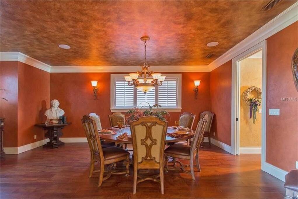 Large Mediterranean Oasis - Water Views & Pool Clearwater Beach Exterior photo